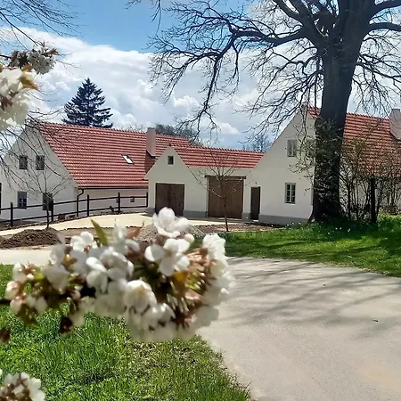 Louka Slavonice