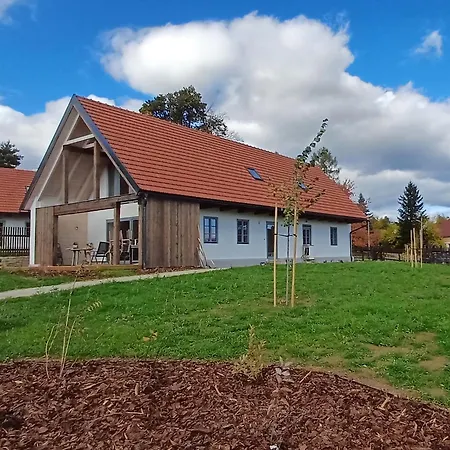 Louka Semesterbostad Slavonice
