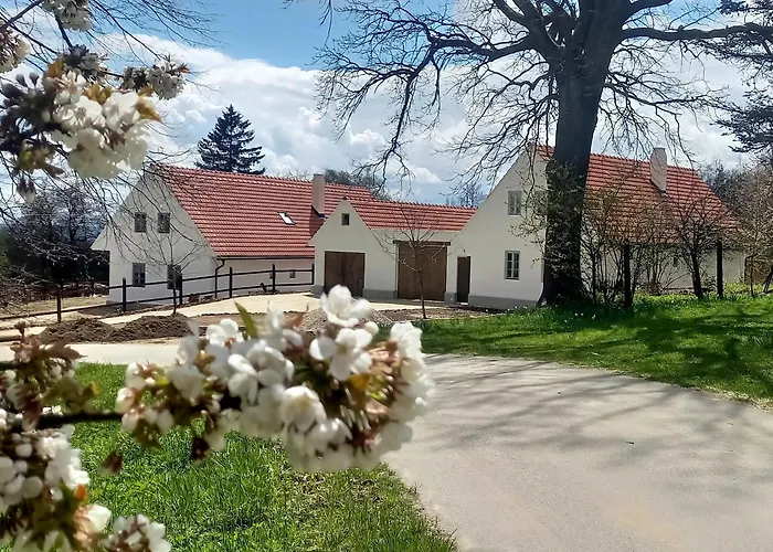 Louka Slavonice