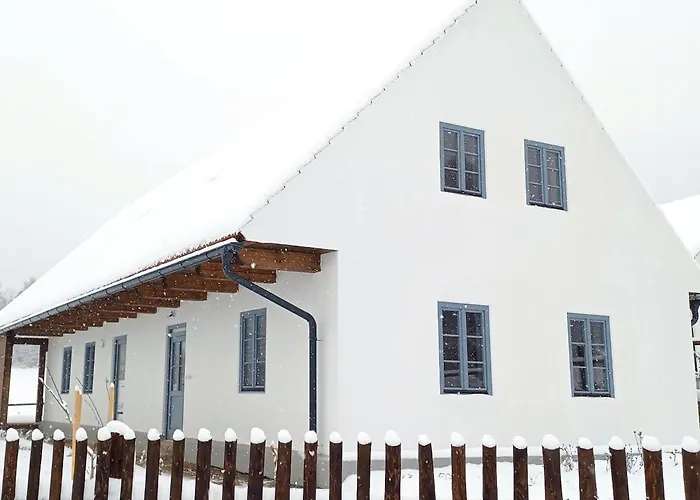 Semesterbostad Louka